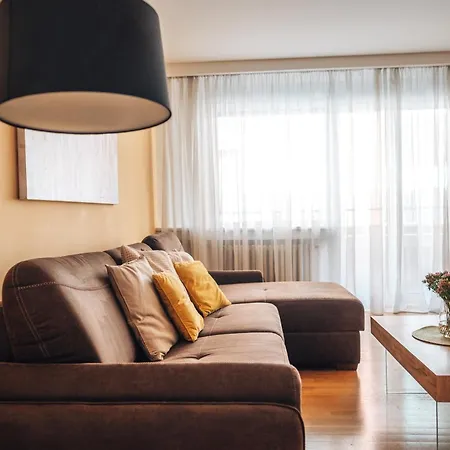 Crown Three Bedroom * Belgrade