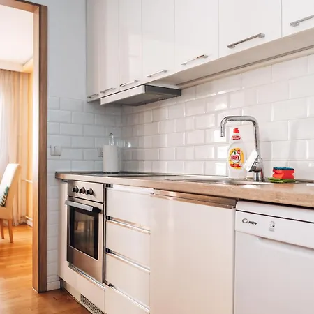 Crown Three Bedroom 贝尔格莱德