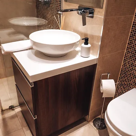 Crown Three Bedroom * Belgrade
