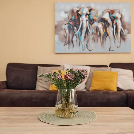Crown Three Bedroom Apartment Belgrade
